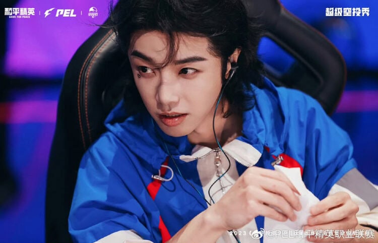 Popular Chinese singer Hua Chenyu makes an investment in LGD Gaming Peacekeeper Elite team